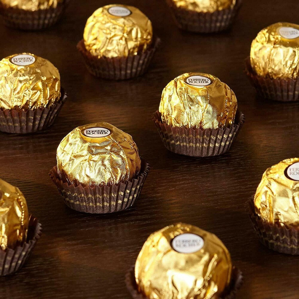 Ferrero Rocher Hazelnut and Milk Chocolate 300 g